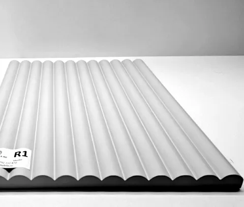 Front MDF model R1